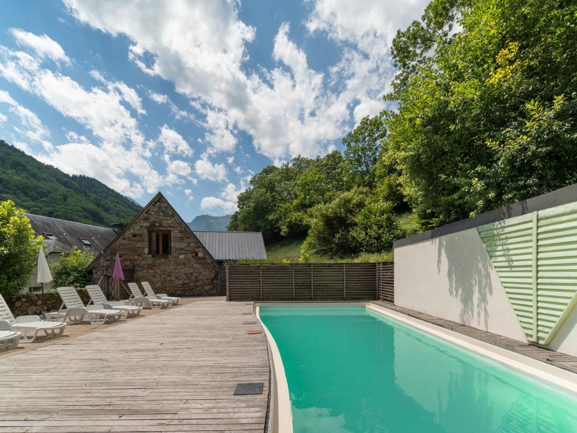 Domaine De Ramonjuan Hotell Bagnères-de-Bigorre Exteriör bild
